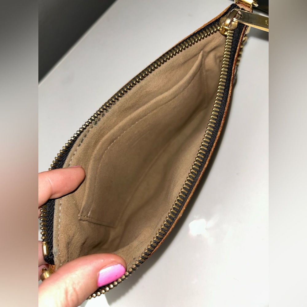 Louis Vuitton Tekashi Murakami Milla MM Pochette AA4028 - Picture 7 of 16